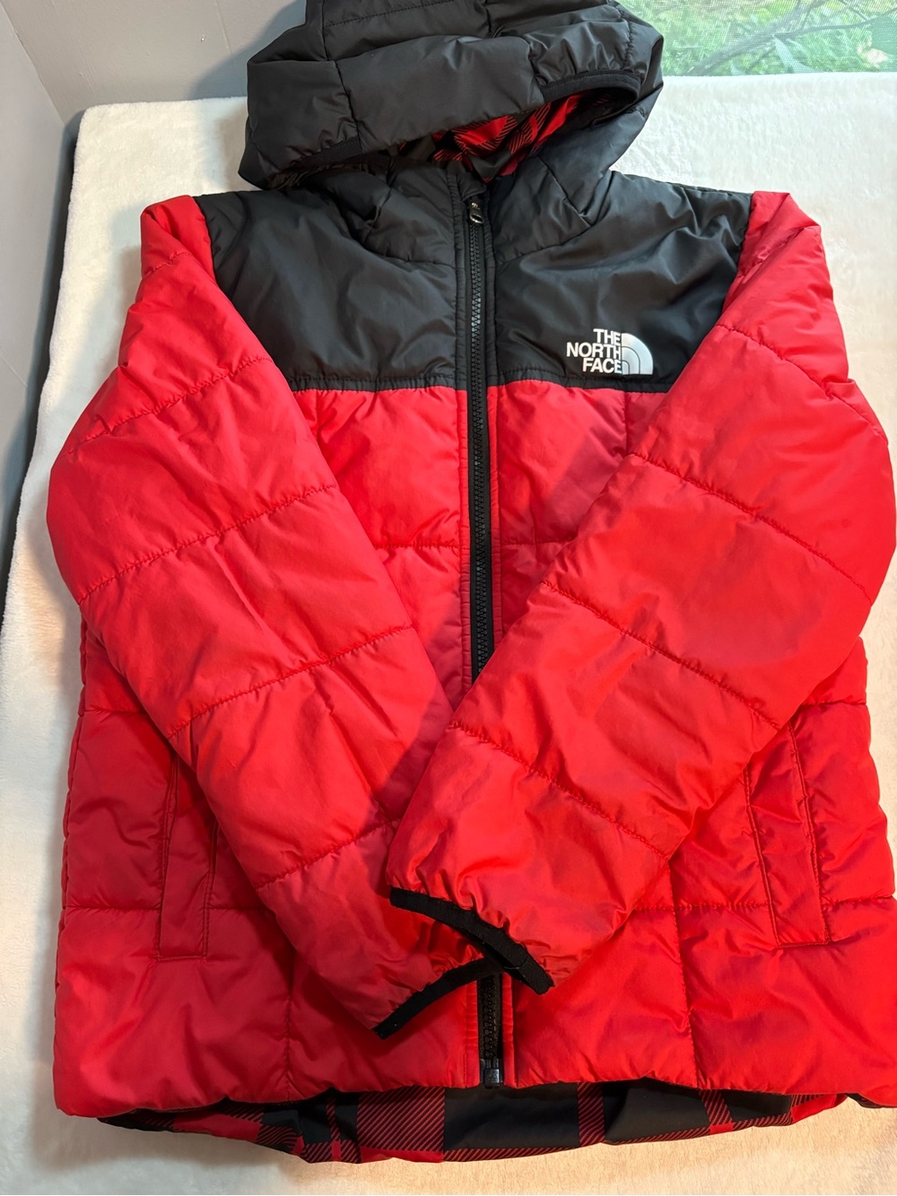 The North Face Kids Red & Black Hooded Puffer Jacket